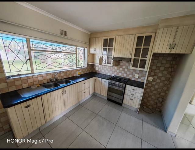 3 BEDROOM HOUSE FOR SALE IN VANDERBIJLPARK SE 1